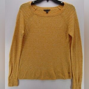 Women’s M sunny yellow American Eagle Sweater